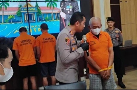 Terungkap! Mbah Tarman Gadai Mobil Rental Demi Nikahan, Keluarga Istri Tanggung Utang